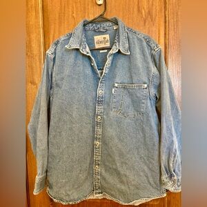 Levi’s Silver Tab denim shirt/Shacket men size small